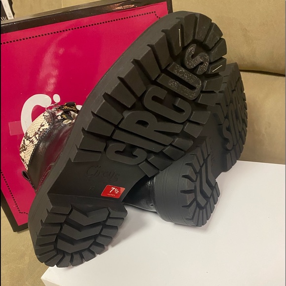 Circus Boots by Sam Edelman - Picture 6 of 6